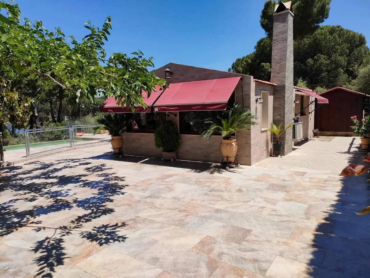 Cabana De Madera Junto Al Lago Las Jaras Cordoba