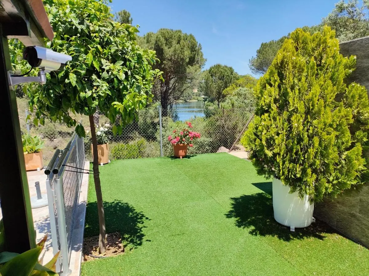 Cabana De Madera Junto Al Lago Las Jaras Cordoba